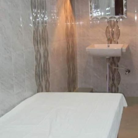 Tripathi Paying Guest House Варанаси Екстериор снимка