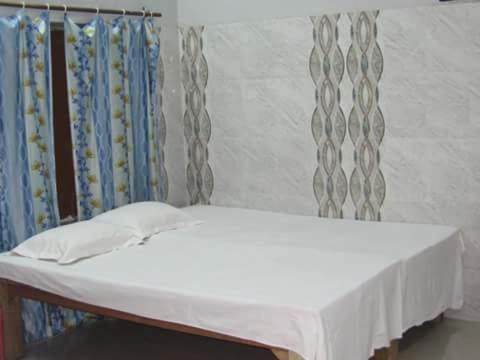 Tripathi Paying Guest House Варанаси Екстериор снимка